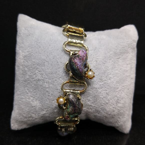 Vintage Holographic Art Glass Bracelet, Book Chain, Faux Pearls, 1960s Jewelry - Picture 10 of 10